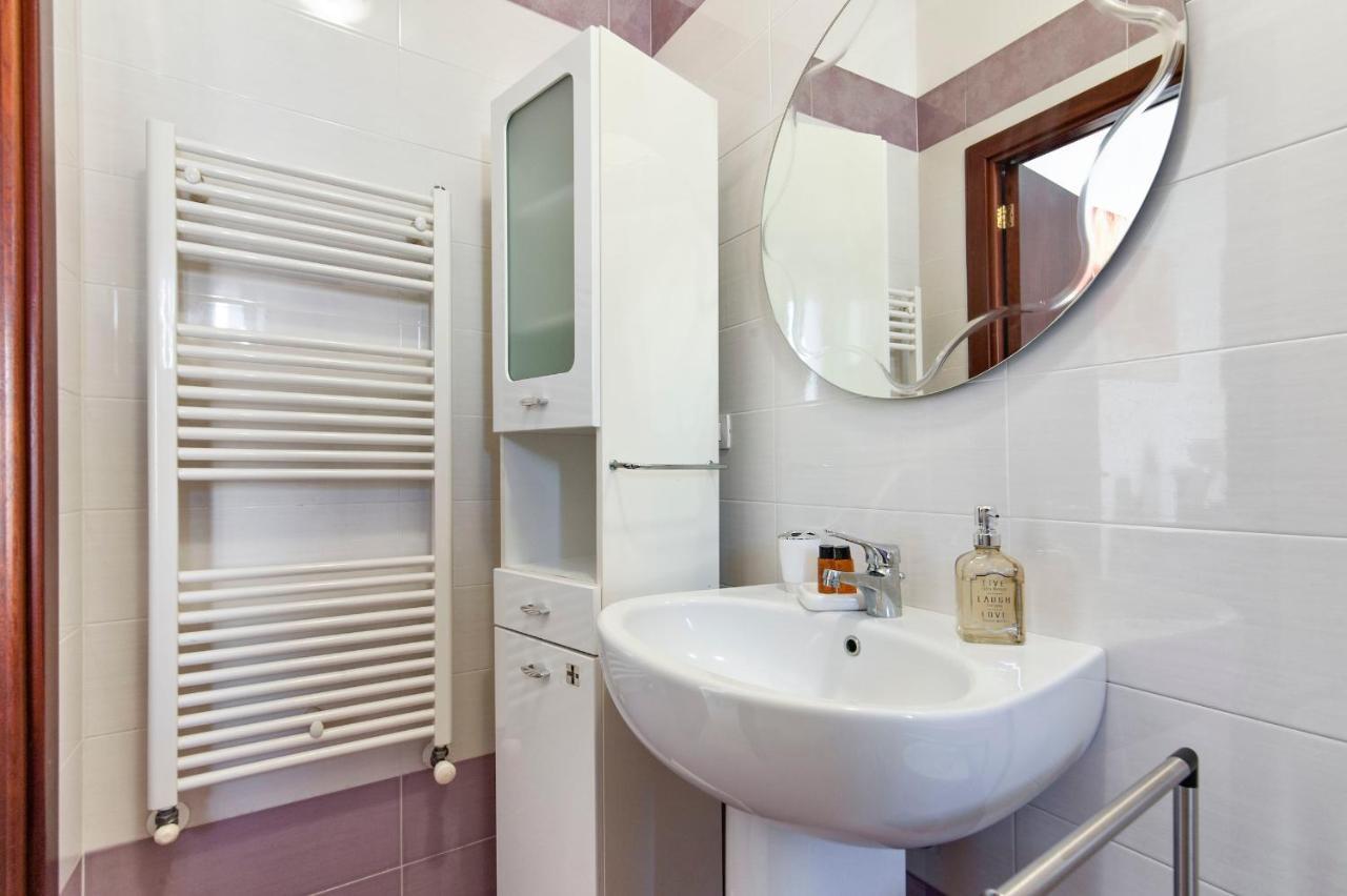 Di Palma 4 - Family House Centre - Selection Apartamento *